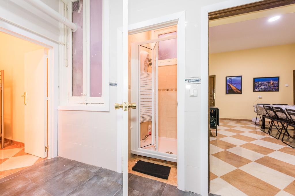 Grand Latina Apartment Madrid Room photo